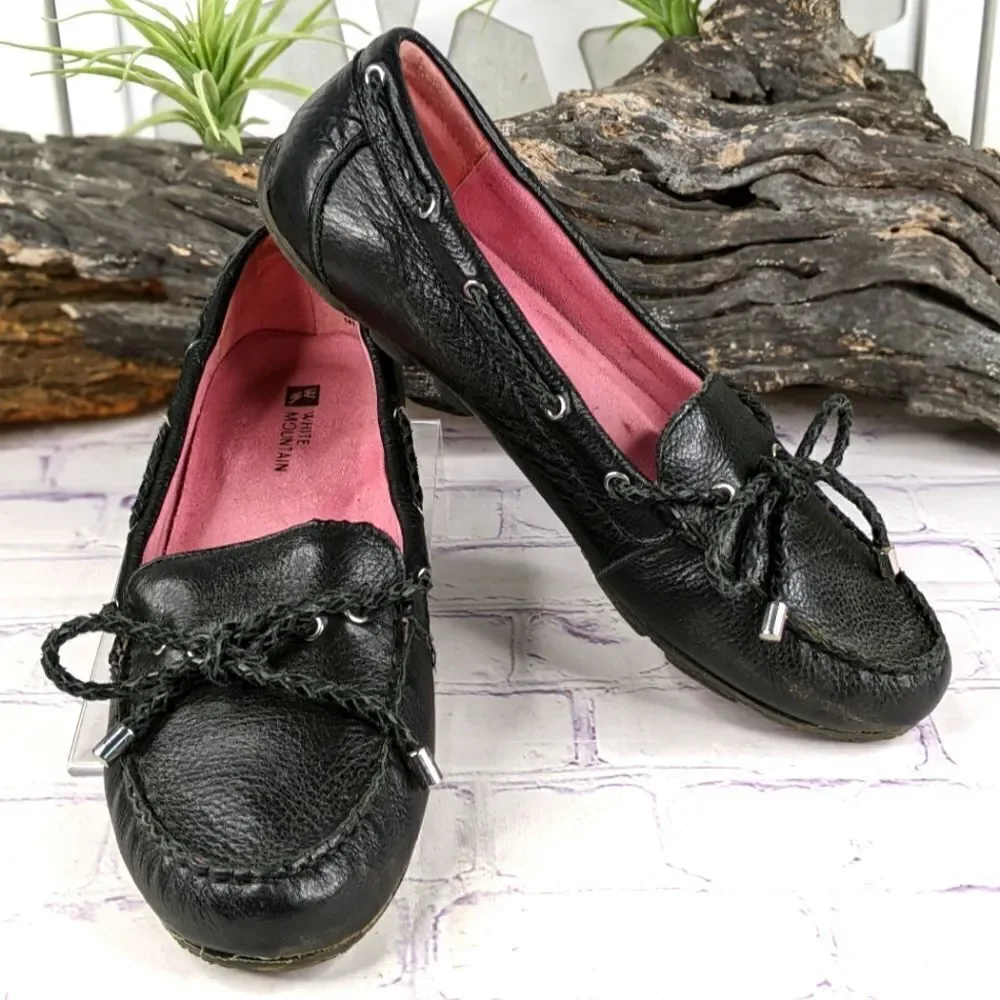 White Mountain Moc Loafers Flats